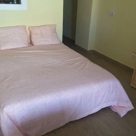 Arabella Naturist